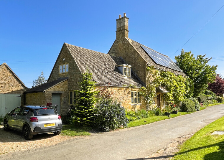 UK May '22 - Deference (Nick Drake) 019.jpg